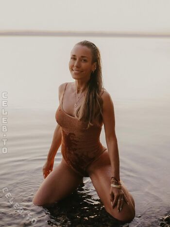 🔥 Annemarie carpendale leaked private photo uncensored full