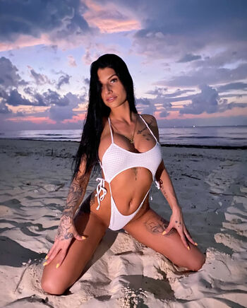 🔥 Karine marchand leaked private photo uncensored full