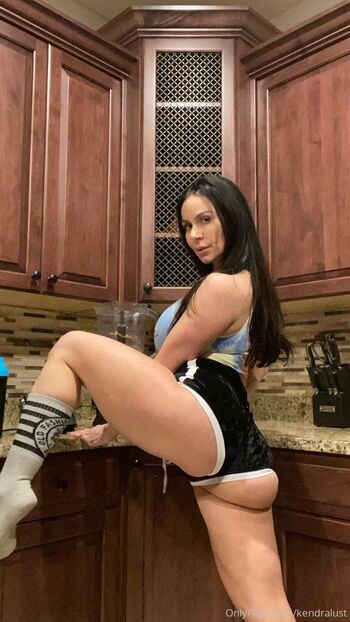 🔥 Kendra lust leaked private photo uncensored full