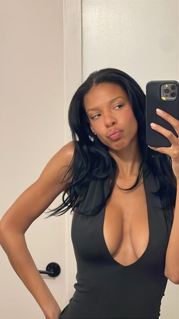 🔥 Laura victoria leaked private photo uncensored full