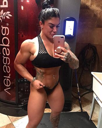 🔥 Muscle bombshell leaked private photo uncensored full