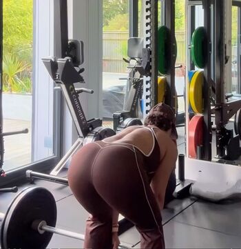 🔥 Saira khan page leaked private photo uncensored full