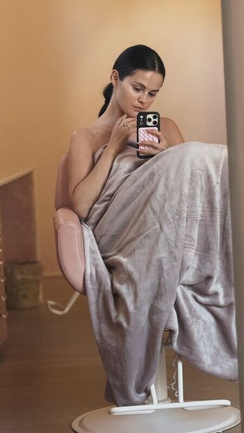 🔥 Selena gomez leaked private photo uncensored full