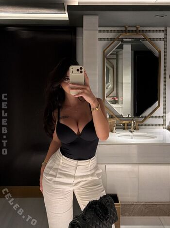 🔥 Ssezzzenn leaked private photo uncensored full